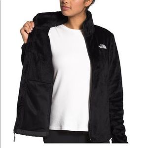 The North Face Women’s Black Osito Jacket NWT